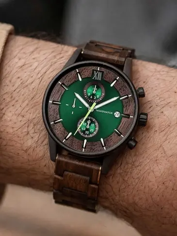 Orologio con quadrante quadrato in pelle nera per i fan dei soldati