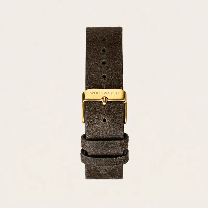 The Khaki Band is made of genuine leather and a metal buckle clasp and is naturally dyed with a beige hue. The Khaki Band 20mm fits the 40mm MINIMAL Collection and CHRONUS Collection.