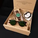 Make this holiday season unforgettable with the WoodWatch Holiday Gift Box.