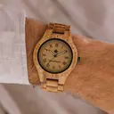 De energie die je krijgt alleen al bij de gedachte aan een nieuw avontuur. Dit is het idee waaruit de ORIGINAL Collectie is ontstaan. Hand-gemaakte, houten horloges die de rauwe aspecten van de natuur belichten, welke de wereld zijn schoonheid verschaffen