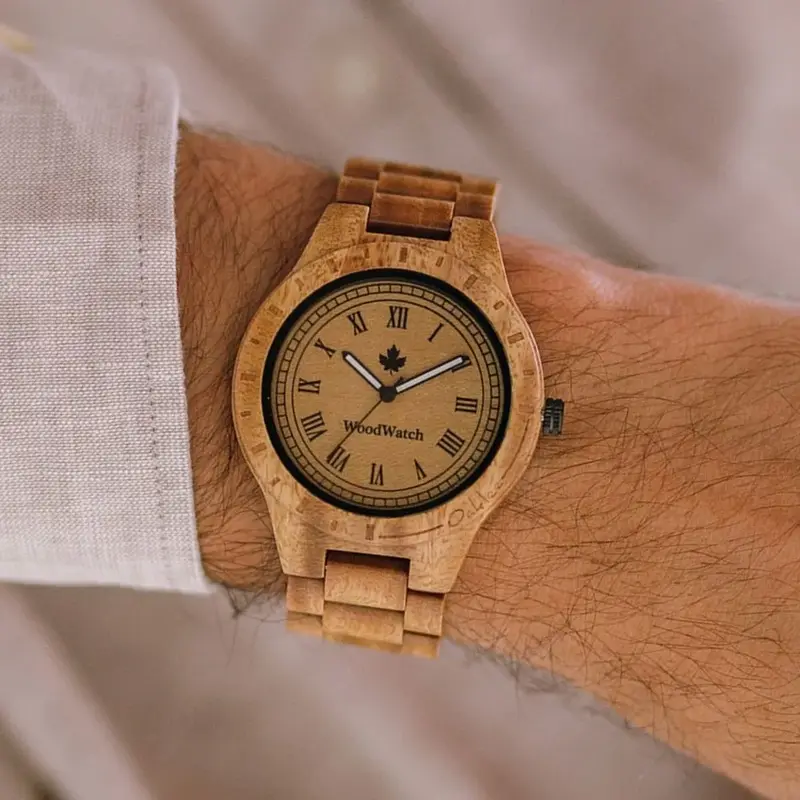 De energie die je krijgt alleen al bij de gedachte aan een nieuw avontuur. Dit is het idee waaruit de ORIGINAL Collectie is ontstaan. Hand-gemaakte, houten horloges die de rauwe aspecten van de natuur belichten, welke de wereld zijn schoonheid verschaffen