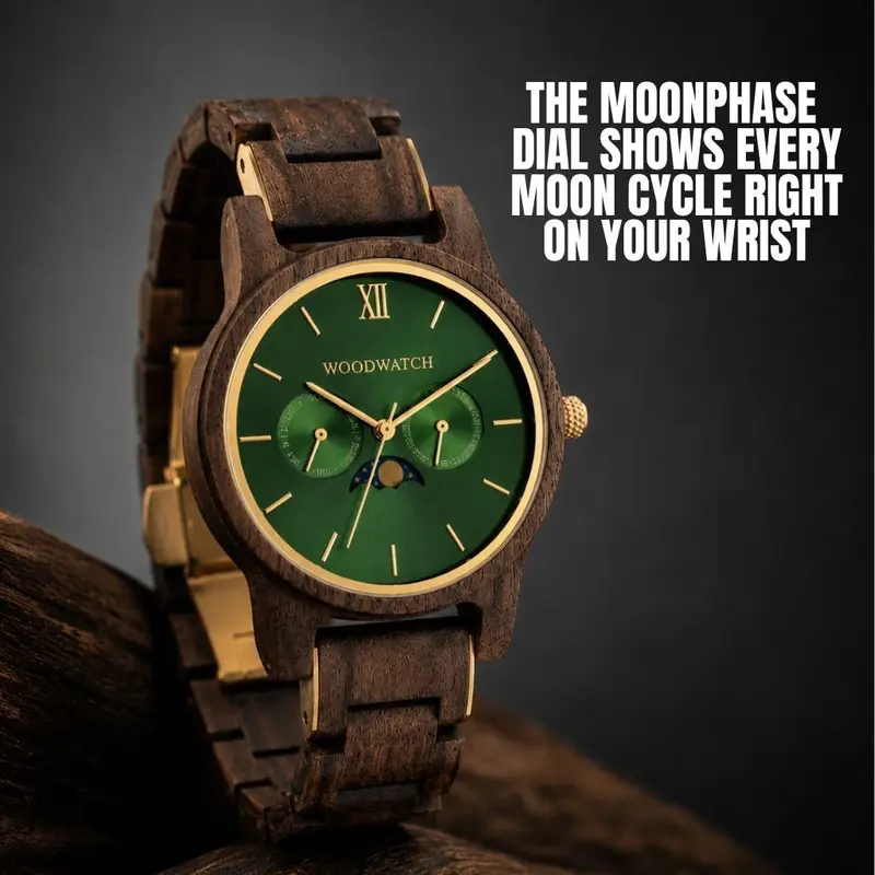 De CLASSIC Collectie vernieuwt de esthetiek van een WoodWatch op een stijlvolle manier. De dunne behuizing heeft een klassieke uitstraling en kenmerkt zich met een maankalender uurwerk en twee extra subdials met week- en maandaanduiding. De CLASSIC Hunter