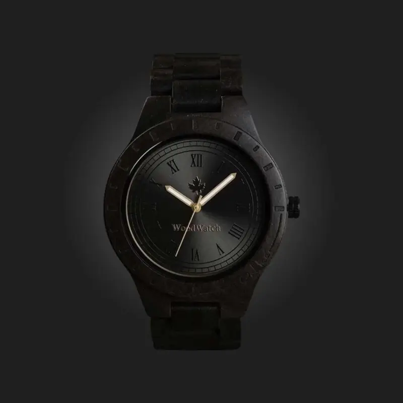 De energie die je krijgt alleen al bij de gedachte aan een nieuw avontuur. Dit is het idee waaruit de ORIGINAL Collectie is ontstaan. Hand-gemaakte, houten horloges die de rauwe aspecten van de natuur belichten, welke de wereld zijn schoonheid verschaffen