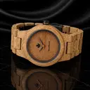 La Collection CORE tire son nom d’une qualité de bois exceptionnelle récolté au coeur même des arbres . Le design sportif est parfait pour les amateurs d’escapades en forêt et les aventuriers. Les montres sont disponibles en deux diamètres pour les hommes