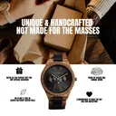 Cette montre premium inclut l’affichage des phases lunaires, et combine un nouveau type de bois avec de luxueux cadrans et des plaques arrière en acier inoxydable. Au coeur du boitier se trouvent deux nouveaux sous cadrans multifonctions affichant la sema