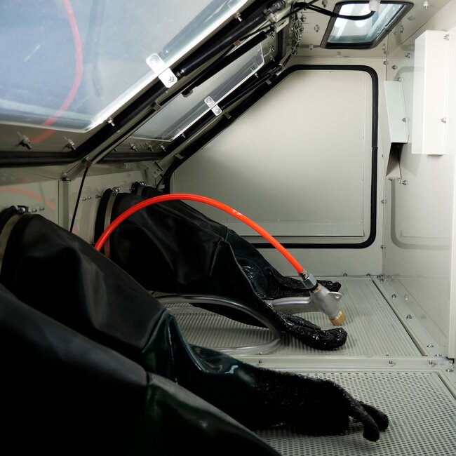 Zandstraalkast 880 liter