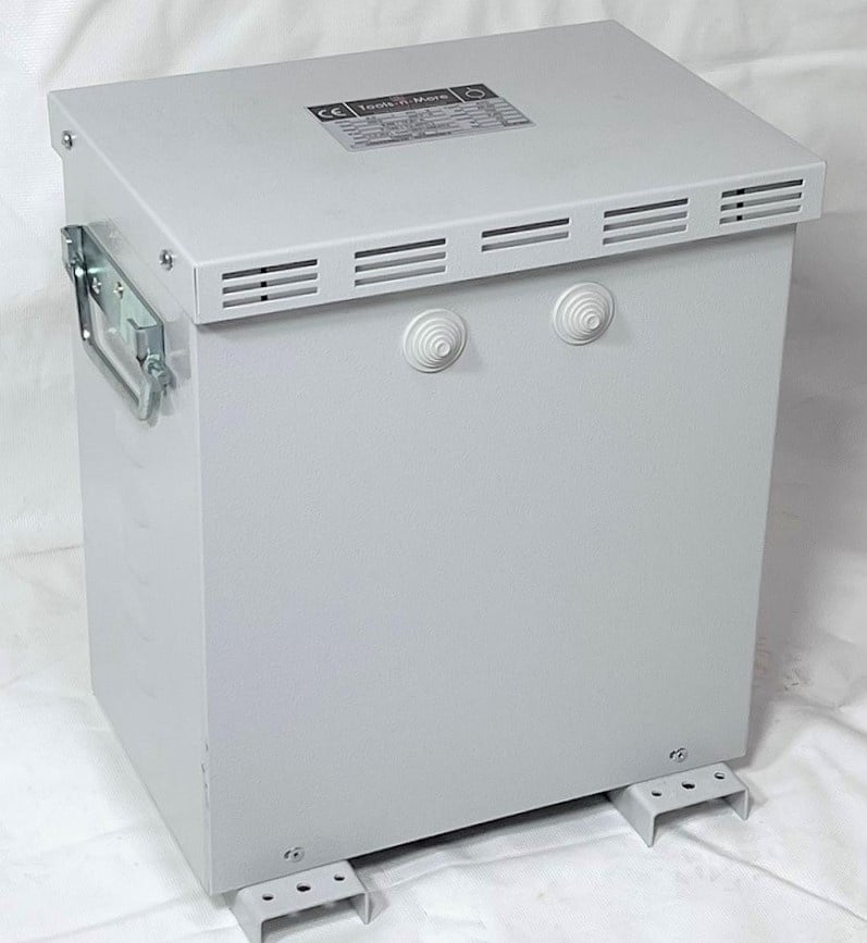 Spaartransformator / Autotransformator 3x230V naar 3x400V+N (Omkeerbaar) in kast IP23