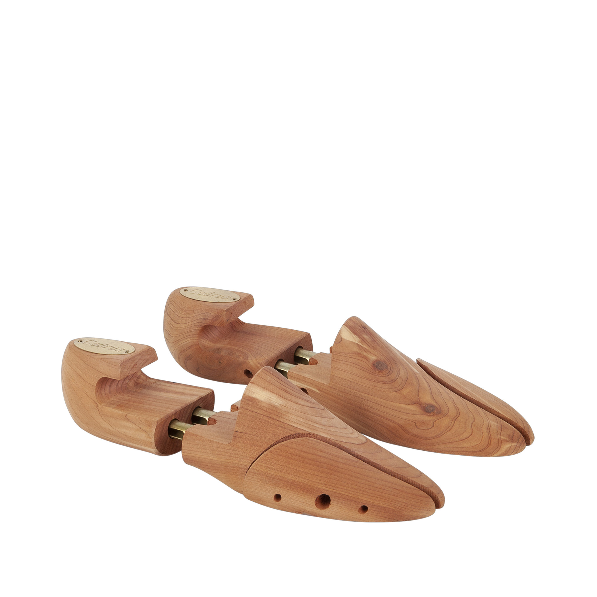 cedar shoe trees