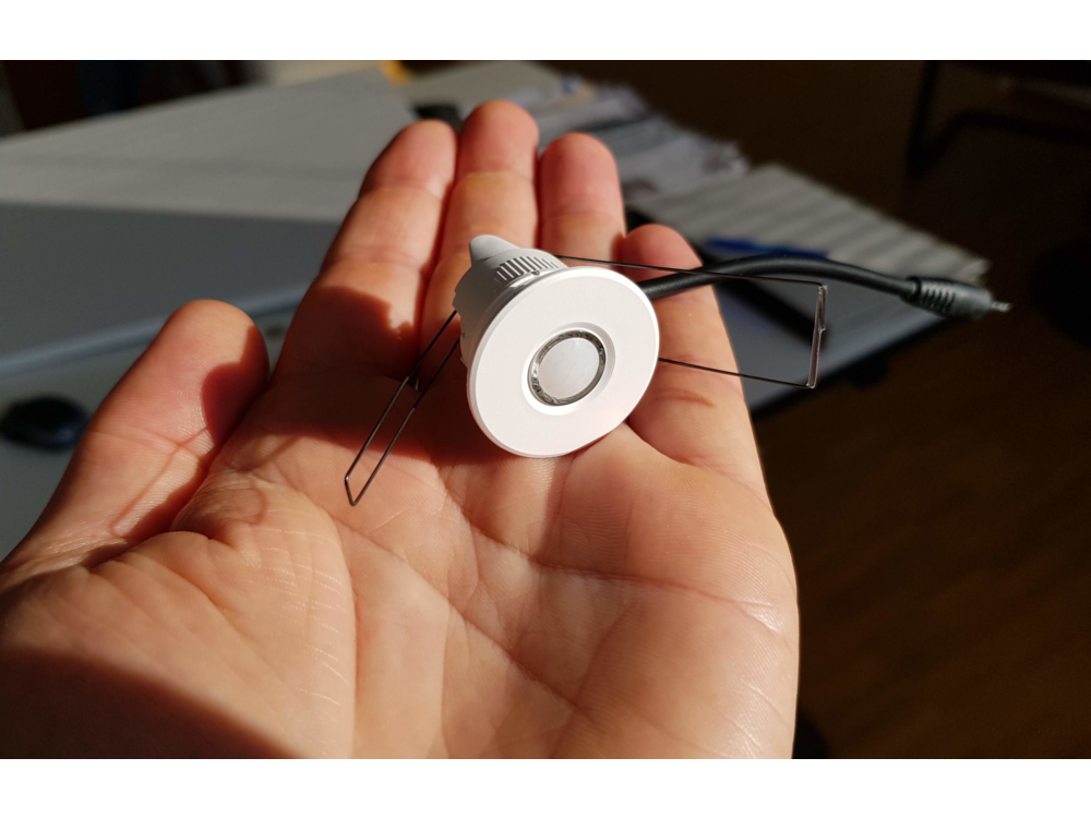 occy® Detector de presencia/movimiento occy® Smart Home de 24 V para controles de hogares inteligentes