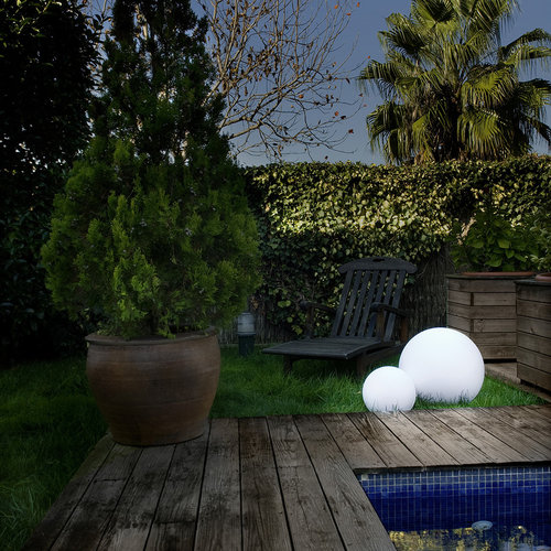 Leds-C4 Cisne outdoor vloer bolarmatuur E-27 opaal