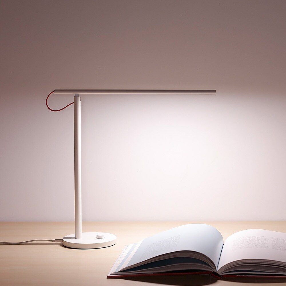 Verklaring bewonderen stil Xiaomi Yeelight Slimme Bureaulamp / Mi Led Desk Lamp - TechPunt