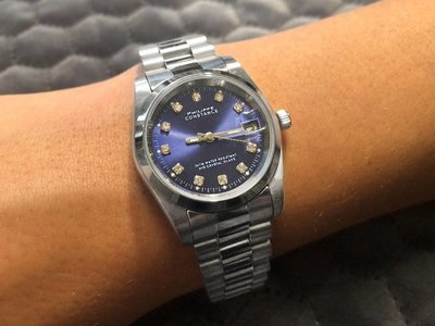 Stalen Philippe Constance Horloge NU 30% KORTING - Philippe Constance Stalen Dameshorloge - 7260 Medium - Zilver - Indigoblauw - Strass - Schakelband - Datumaanduiding