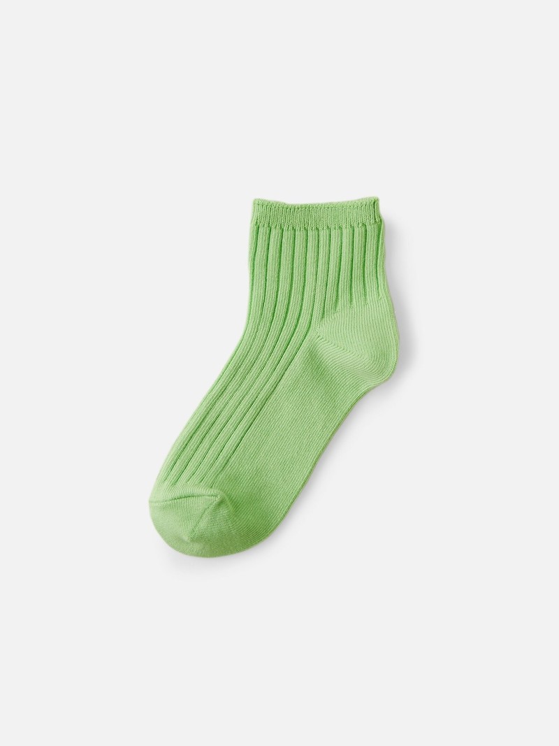 White Ribbed Short Kids Socks