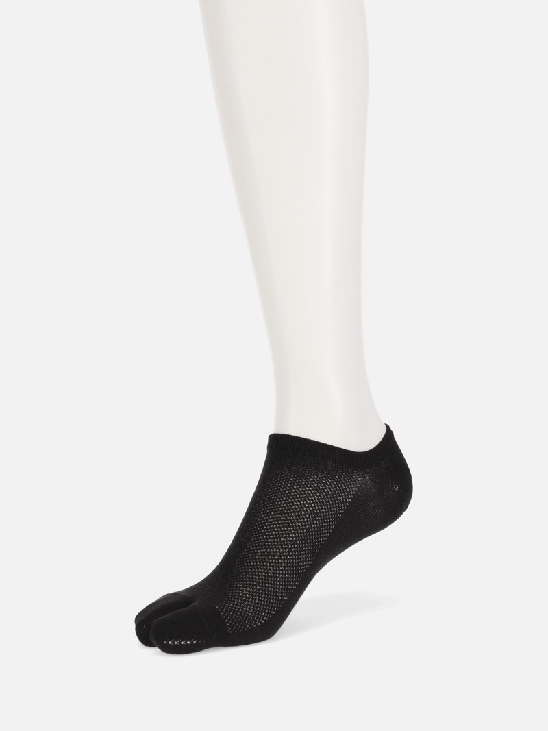 Tabio Women's Plain No-Show Socks with COOLMAX® fiber – Japanese Socks  Tabio USA