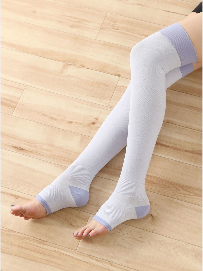 Calcetines de compresión relajantes sin pies hasta la rodilla