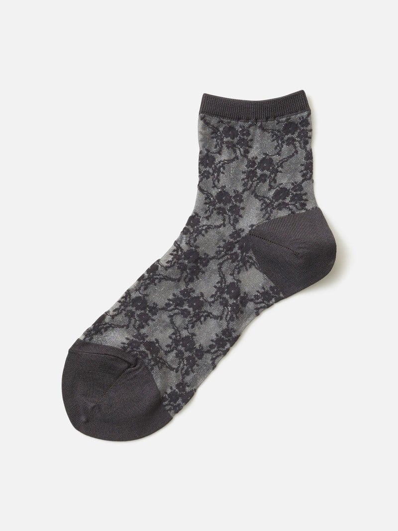 Fantasy Floral Sheer Ankle Socks