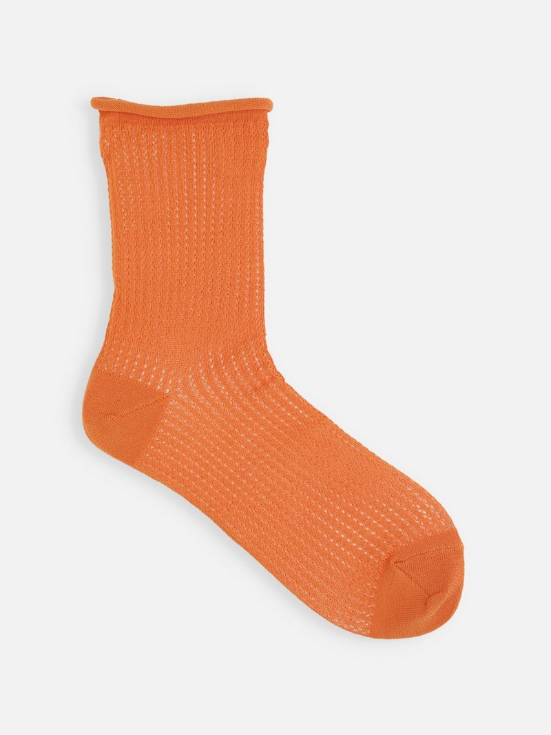 Gestreifte Roll-Top-Socken mit Rundhalsausschnitt