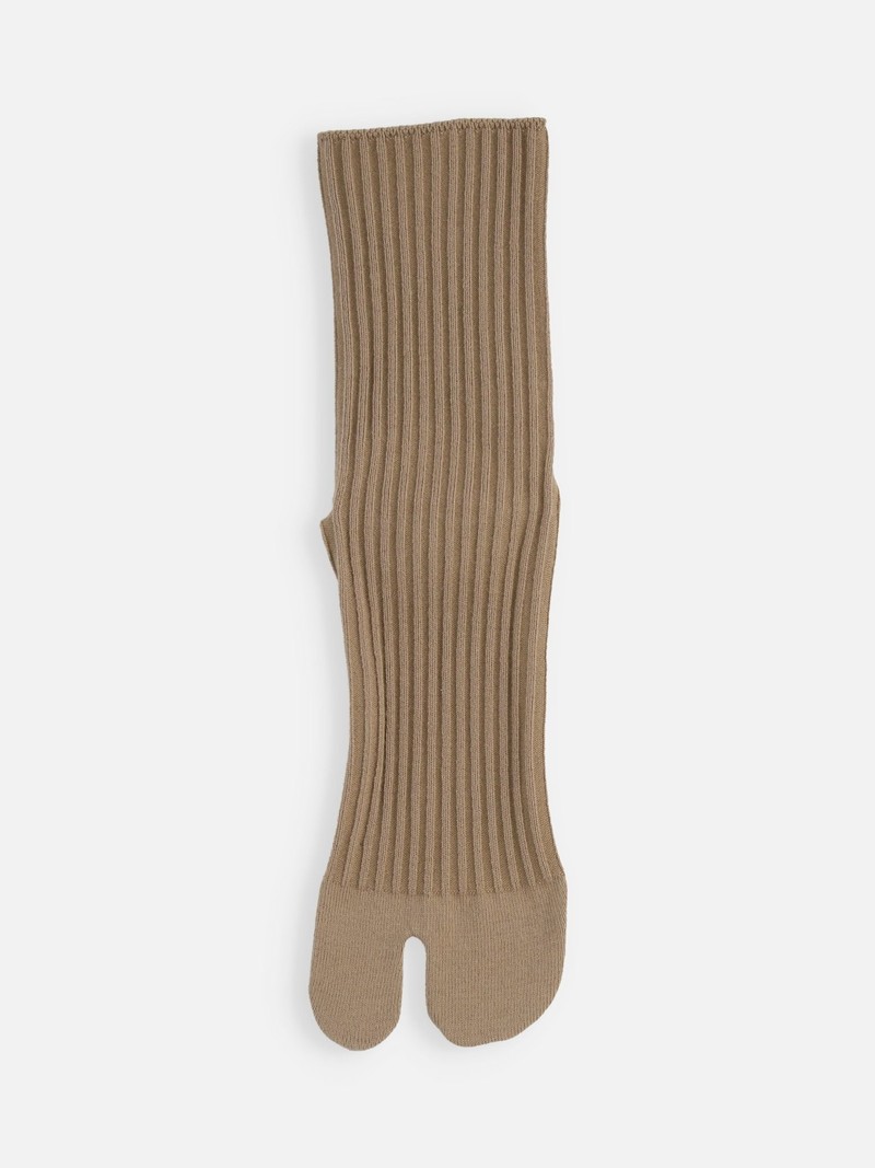 Soft Fit Ribbed Tabi Low Crew Socks