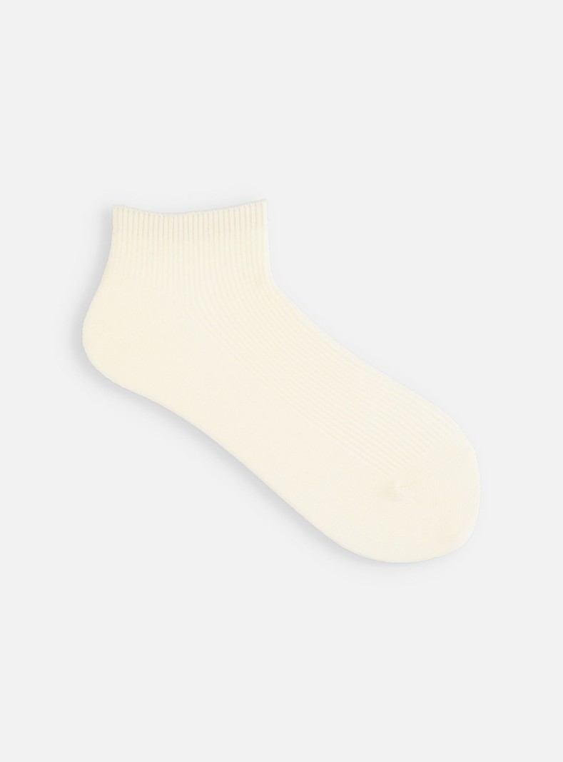 Fine Ribbed Short Socks