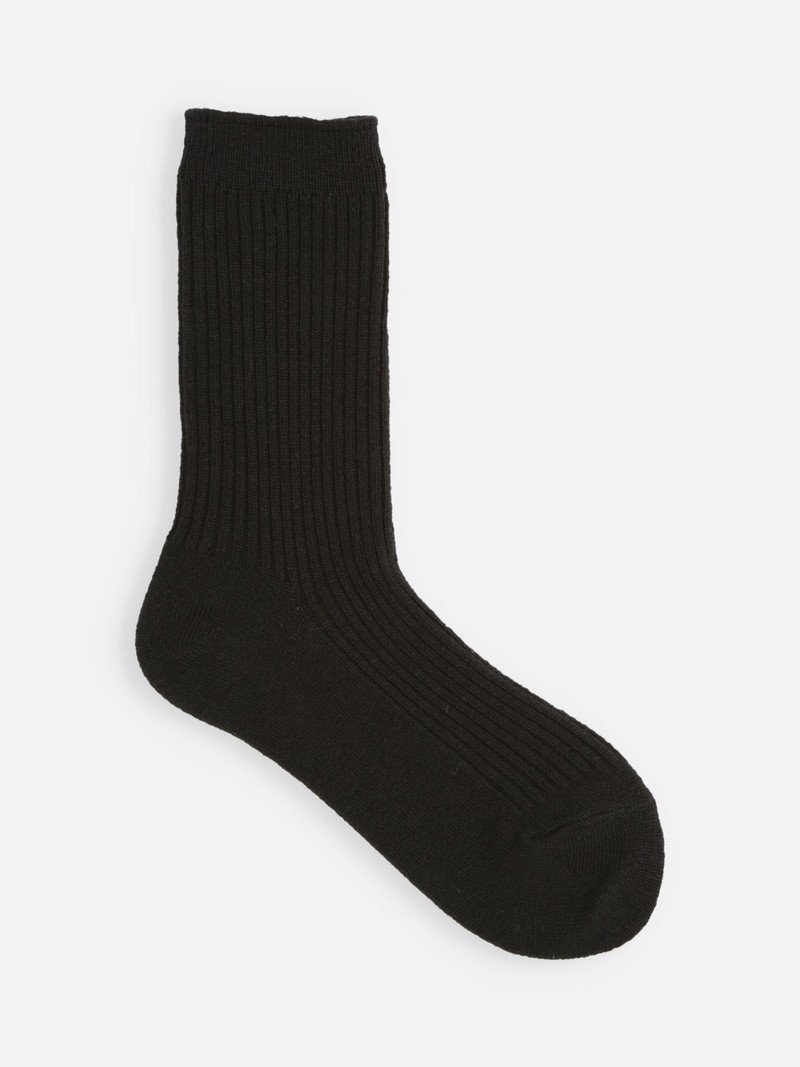 Gerippte Rundsocken aus Öko-Wolle und recyceltem Garn