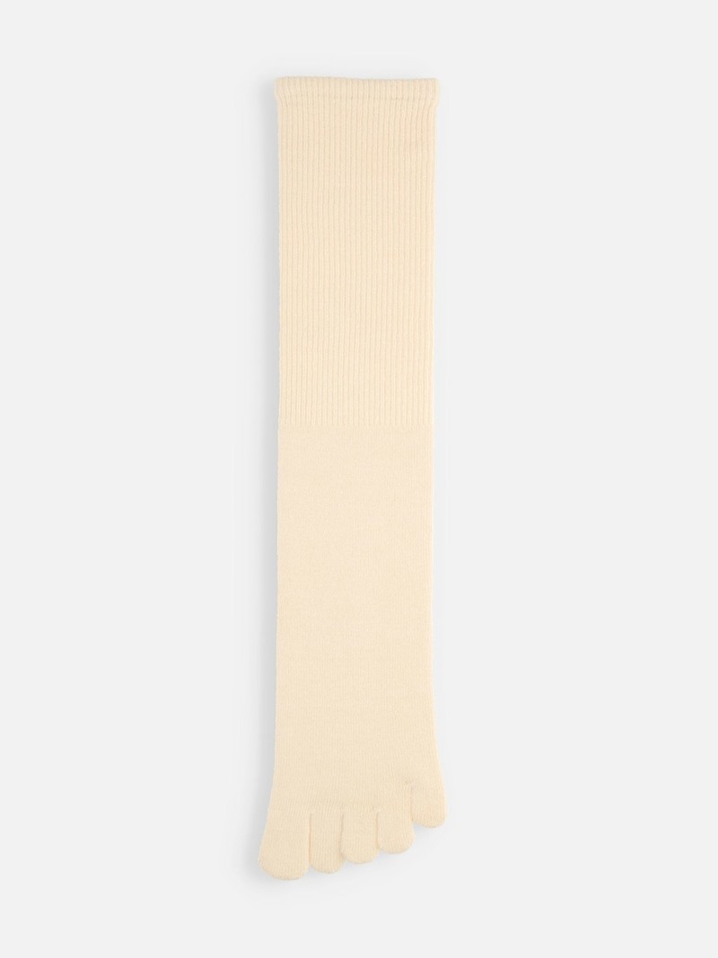 Hohe Socken aus Wolle, unelastisch, mit glatter Zehenpartie