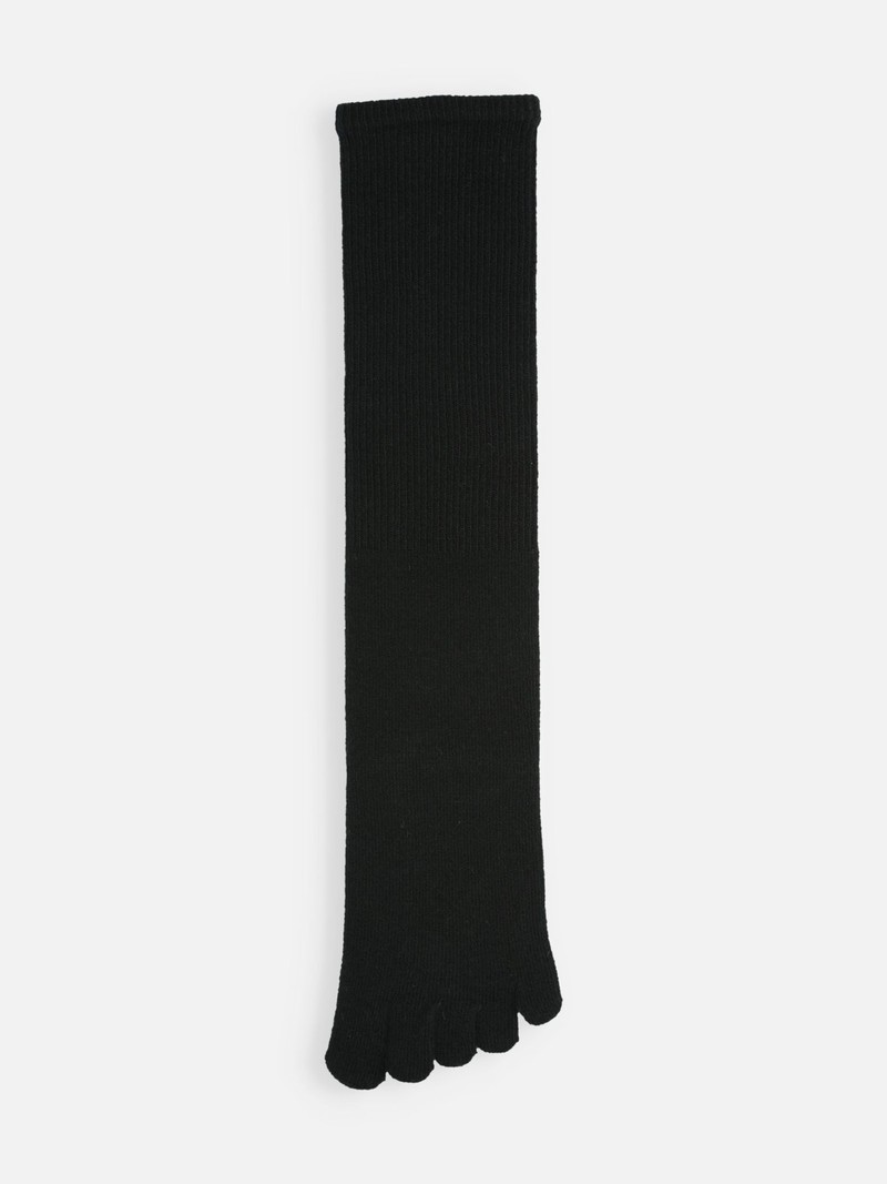 Hohe Socken aus Wolle, unelastisch, mit glatter Zehenpartie