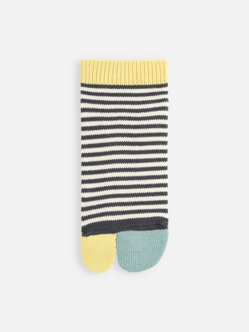 Gestreifte Tabi-Fußkettchensocken