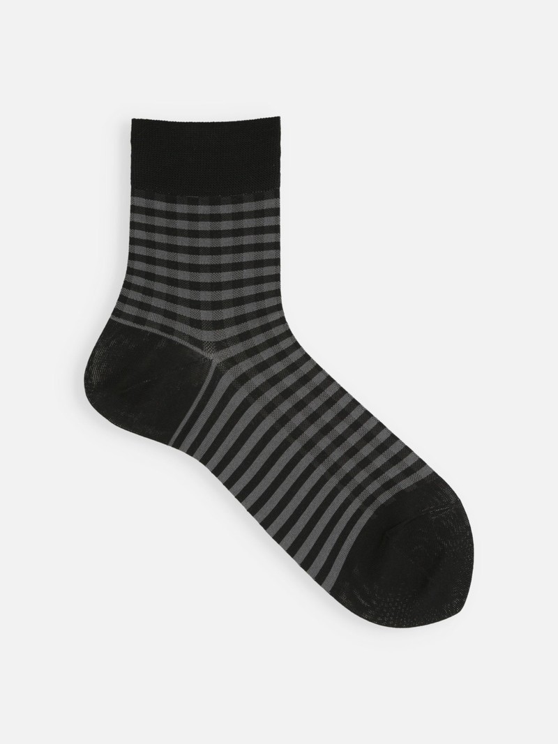 Kurze Socken mit Karomuster M