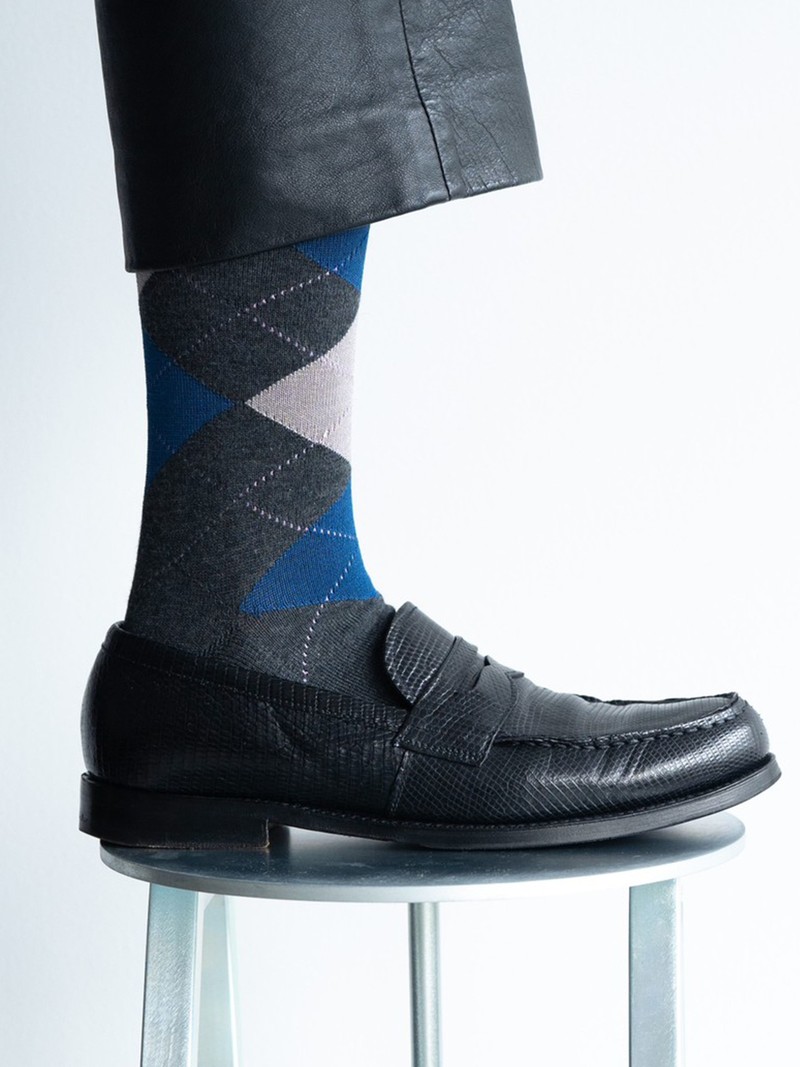 Argyle Pattern Mid-Calf Socks M