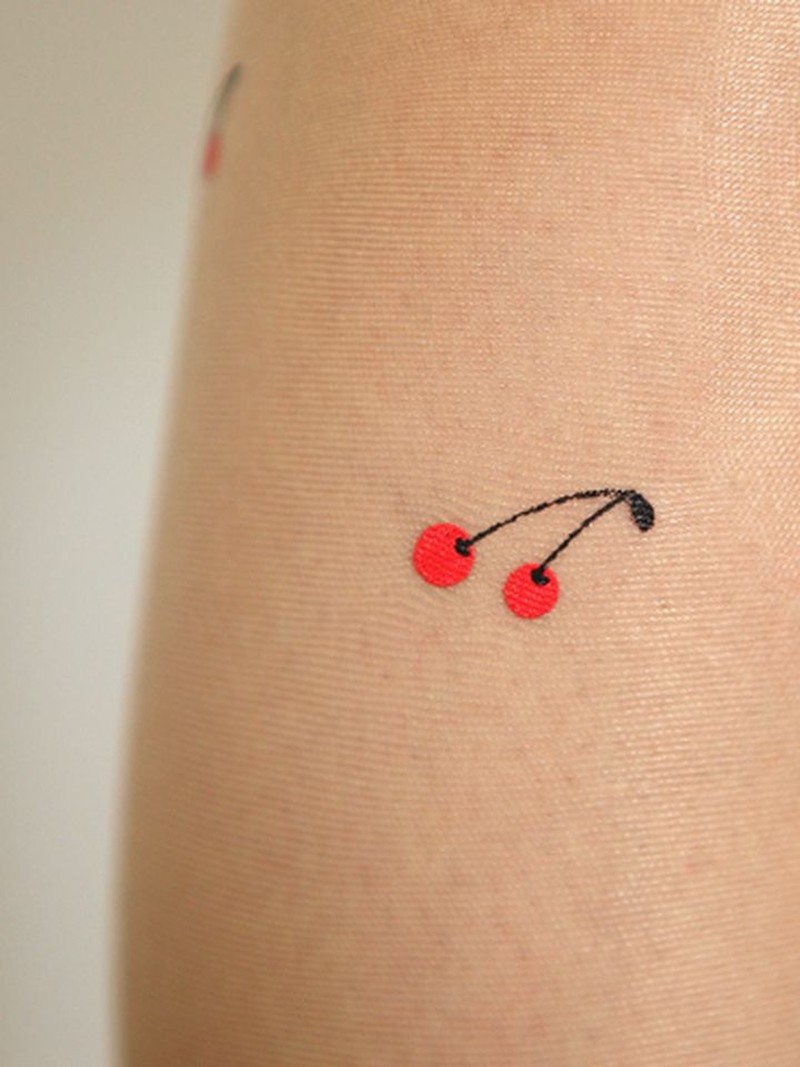 Tatoo Like Cherry doorschijnende panty