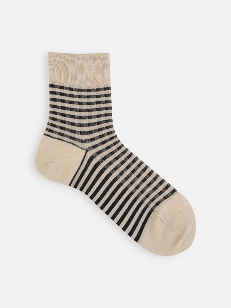 Kurze Socken mit Karomuster M