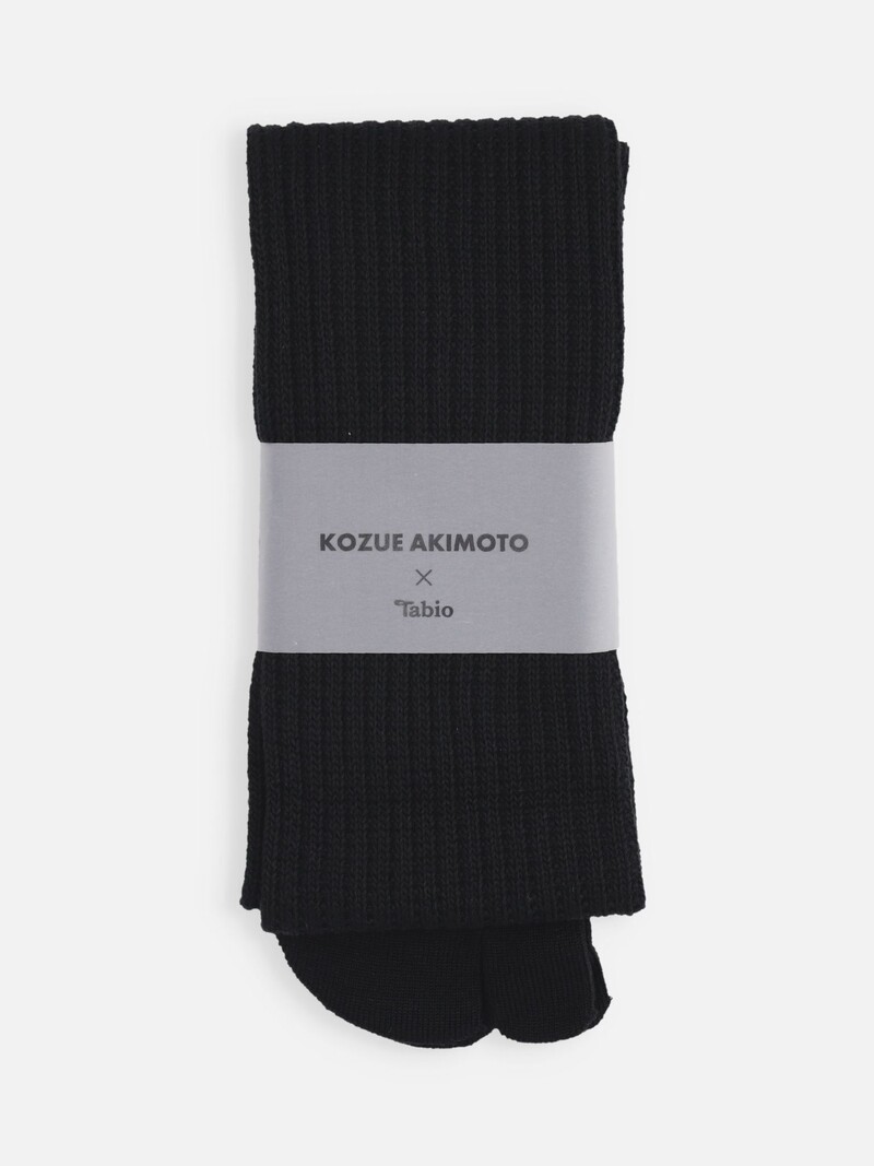 Tabi High Sock Loose Collab estilo Kozue