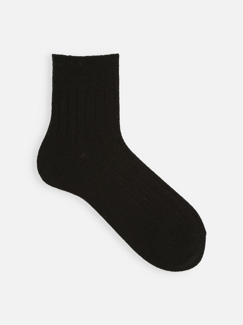 Gerippte kurze Socken aus Premium-Merinowolle 120N M