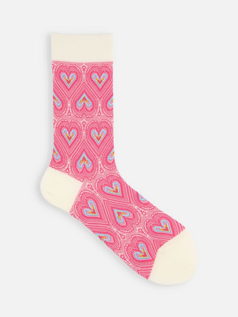Calcetines altos con estampado de corazones hippie