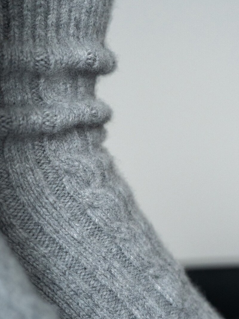 Wool/Cashmere Cable Short Room Socks