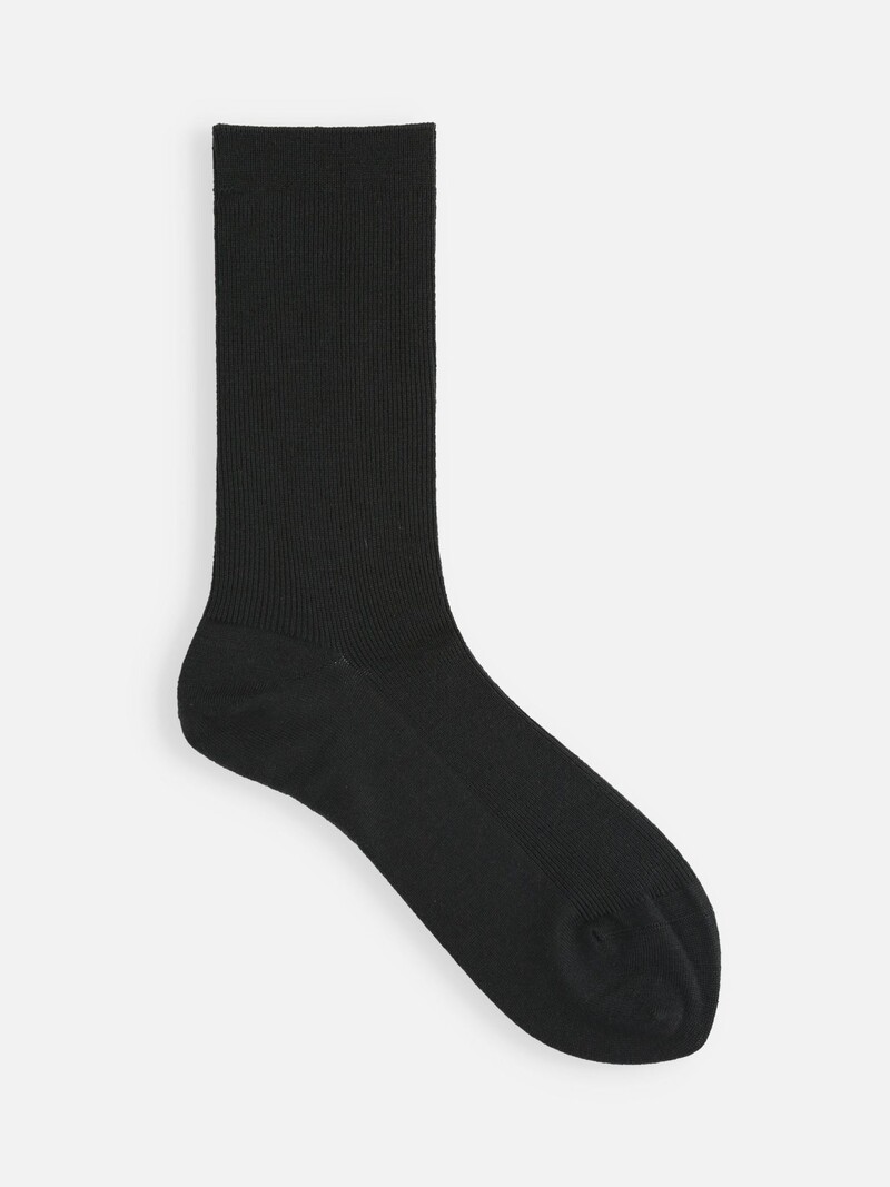 Luxuriöse gerippte Crew-Socken aus Merinowolle S
