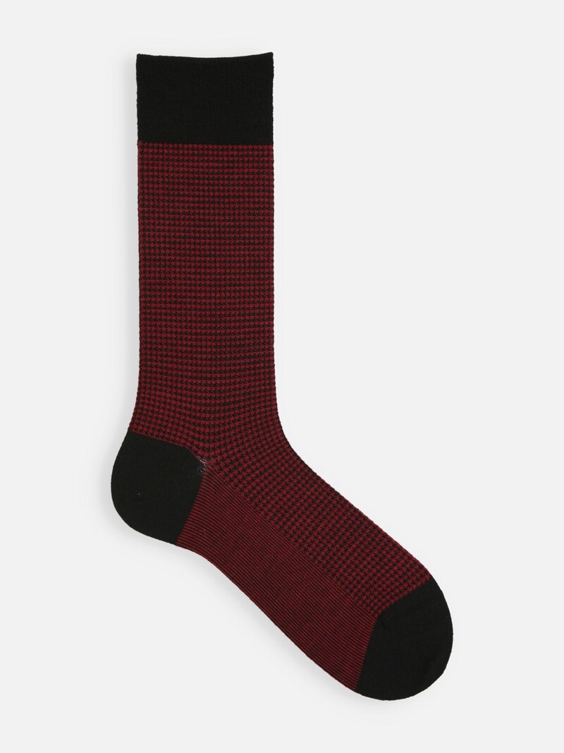 Mittelhohe Socken aus Merinowolle mit Hahnentrittmuster M