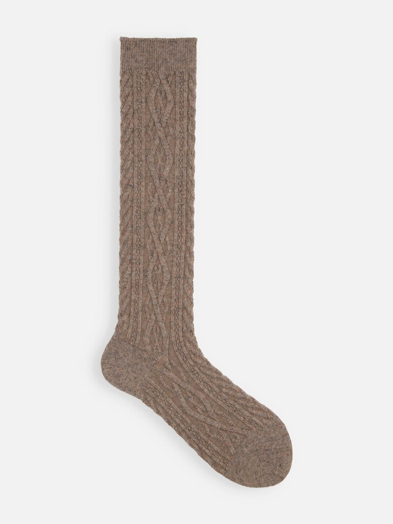 Calcetín alto de lana de cordero con rombos retorcidos