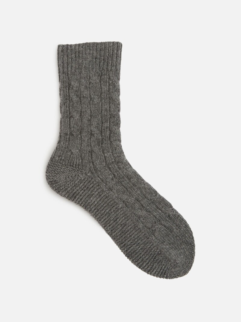 Bed Socken aus Lammwolle mit Zopfmuster