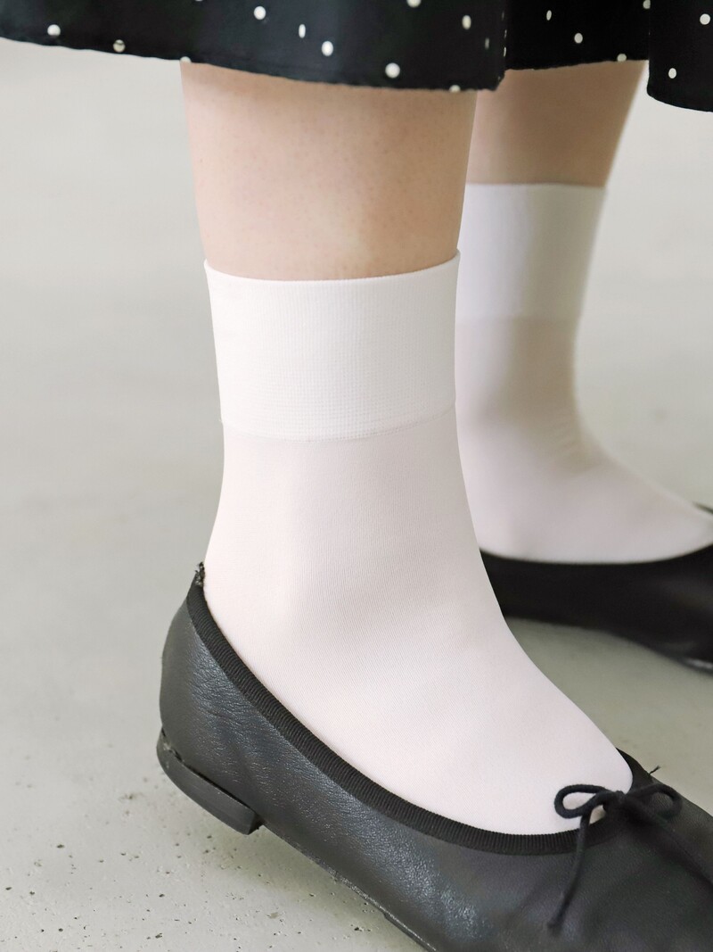 Plain Pop Short Socks 40D Freshness Effect