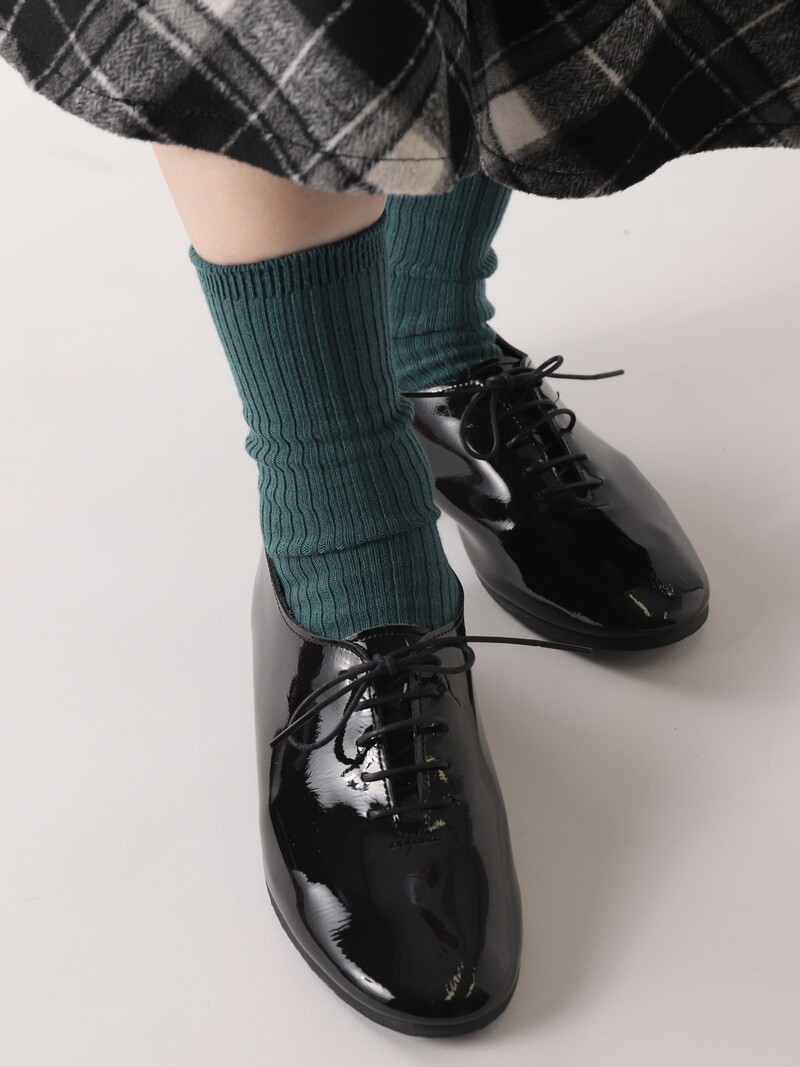 Klassieke geribde sokken van merinowol met ronde hals