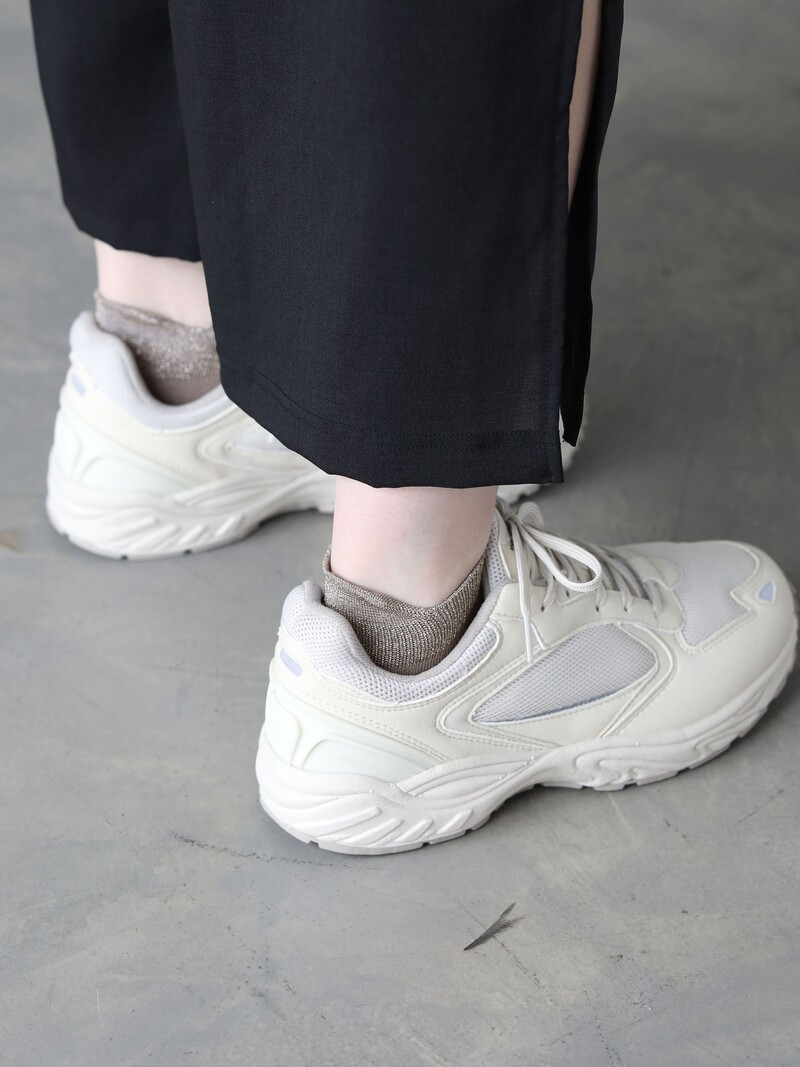 Chaussette courte bord lamé soutien achilles