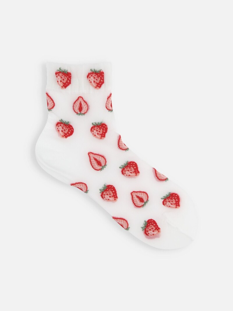 Tulle Strawberry Pattern Low Crew Socks