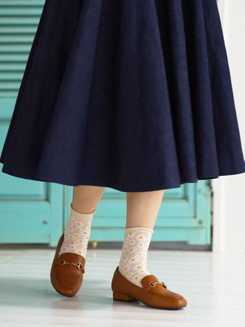 Daisy Pattern Soft Top Low Crew Socks