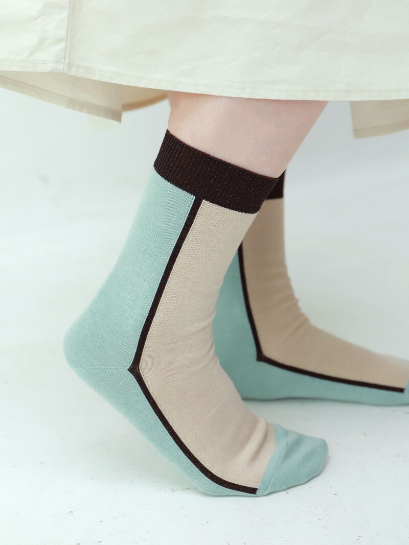 Chic Bicolour Panel Crew Socks