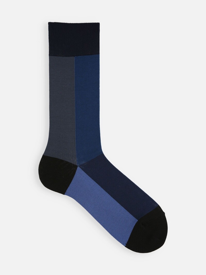 Zweifarbige, mittelhohe Socken mit Panel-Block-Design