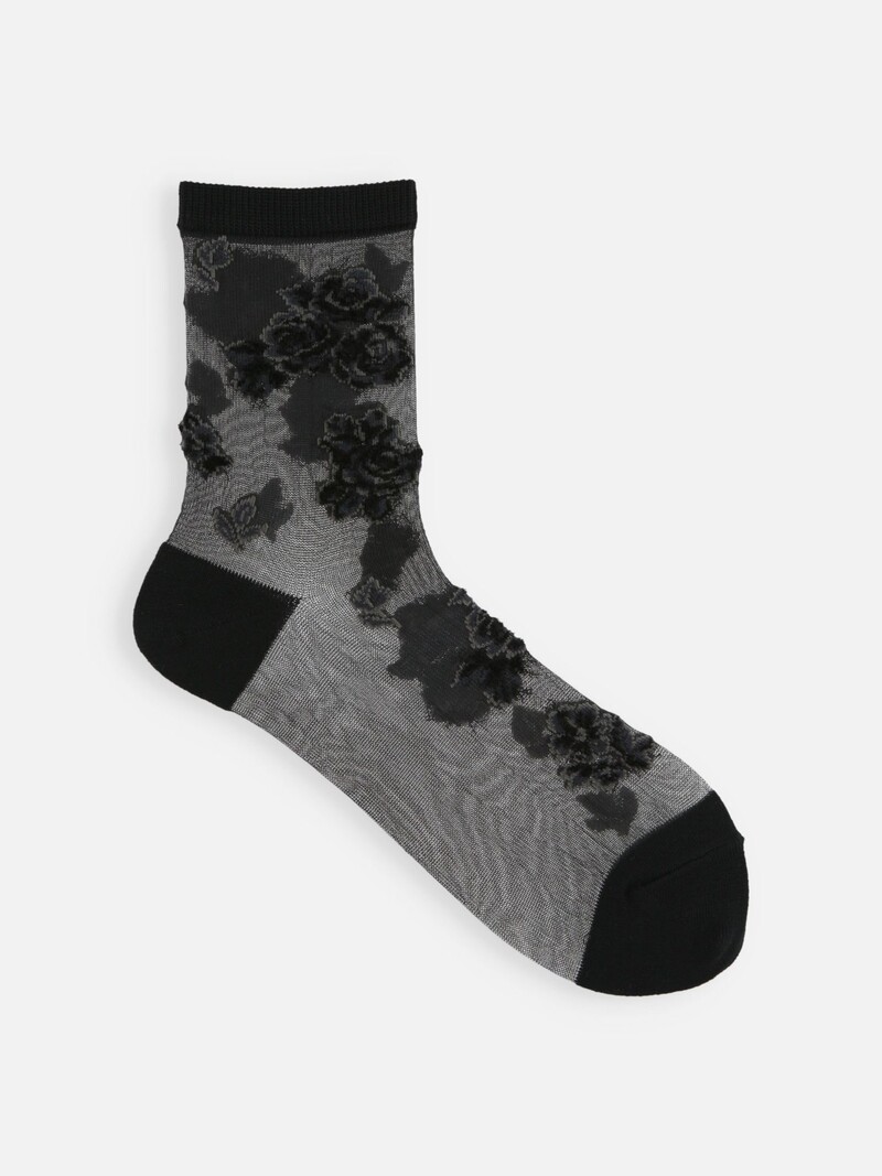 Velvety Rose Tulle Low Crew Socks