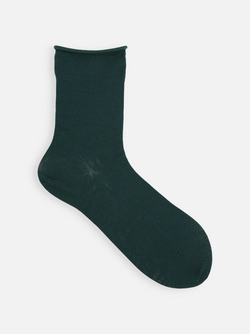 Premium Silk Plain Soft Top Low Crew Socks