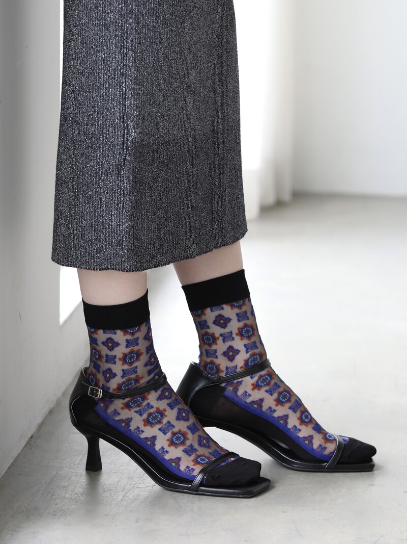 Decorative Pattern Sheer Low Crew Socks