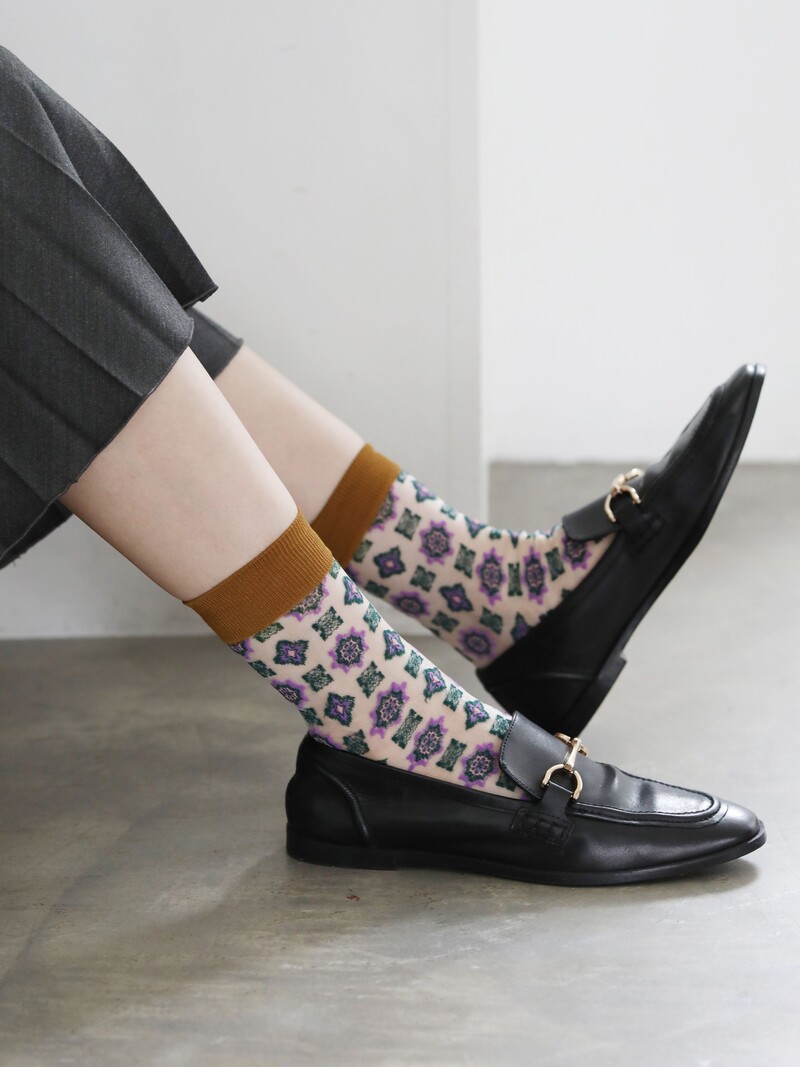 Decorative Pattern Sheer Low Crew Socks
